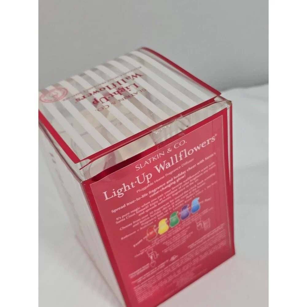 NEW Slatkin Co Light Up Santa Wallflower Bath And Body Home Fragrance Diffuser